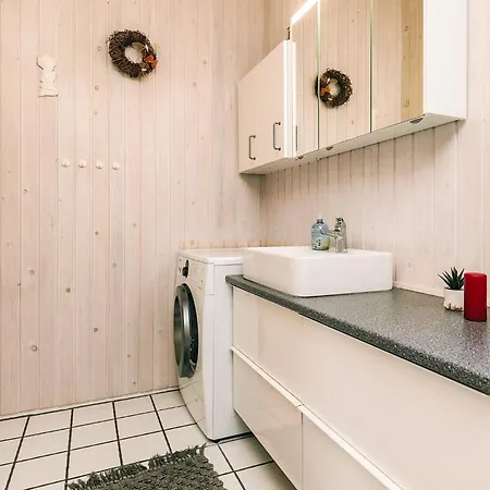 6 Person In L Kken Holiday home Lokken