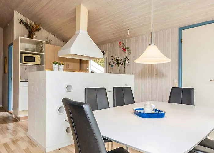 4 Person In Lokken-by Traum Løkken